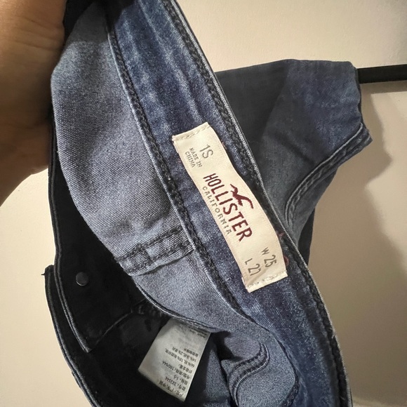 Hollister high rise jean leggings dark wash - Picture 3 of 3